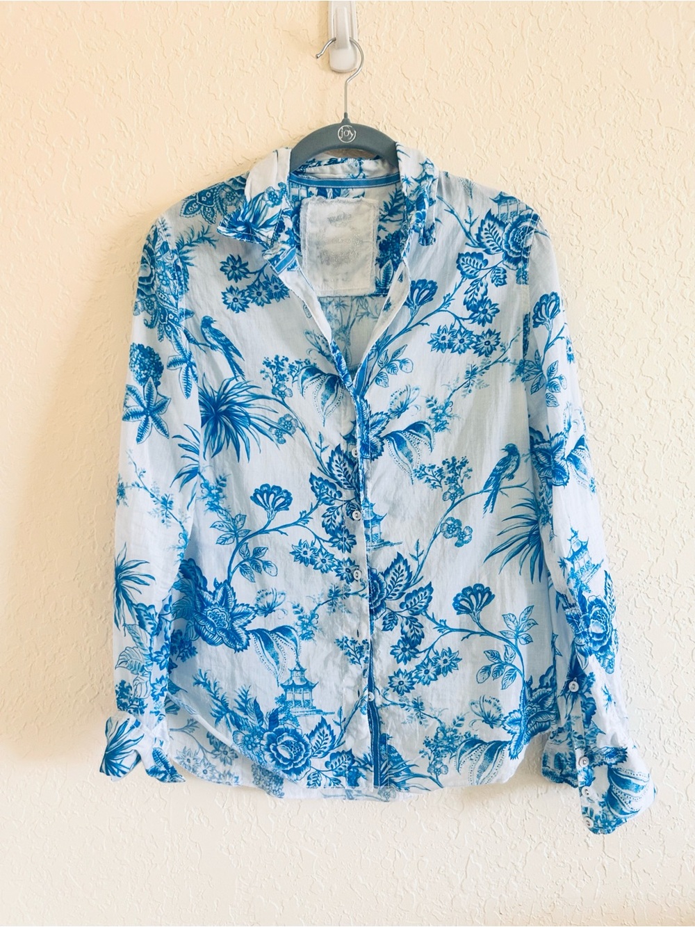 Cino Blue Floral Print Button-Up Shirt - Women